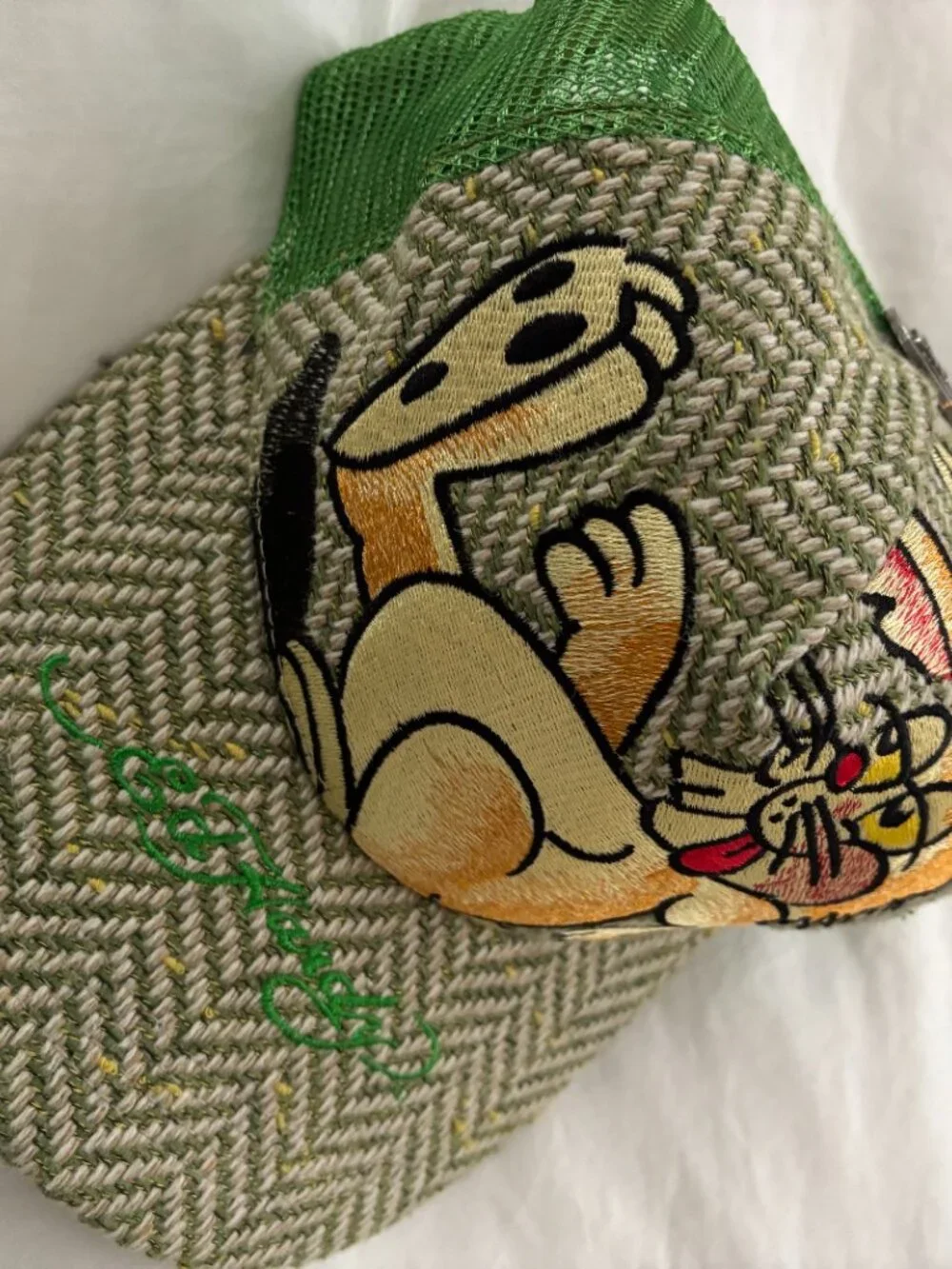 Ed Hardy Trucker Hat w/Fun Rabbit Design - Never Worn, Excellent Condition